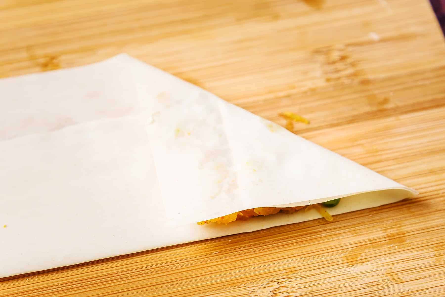 Folding the samosa