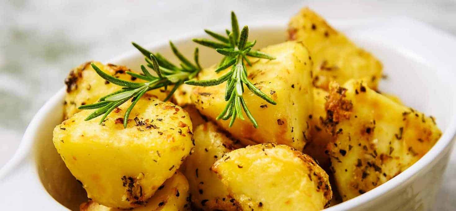Vegan Rosemary & Garlic Roast Potatoes, perfect side!