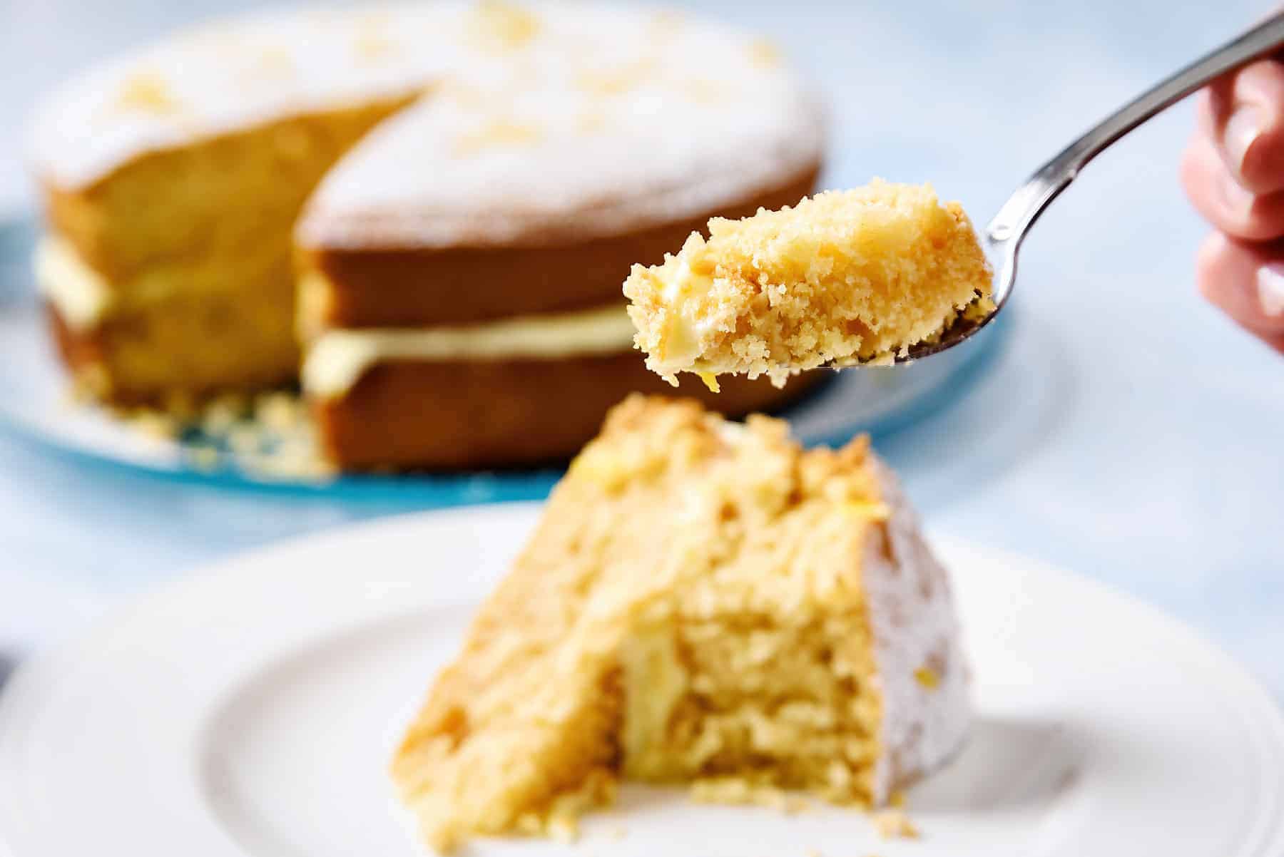 Easy Vegan Sponge Cake, with Lemon Butter Icing! Especially Vegan