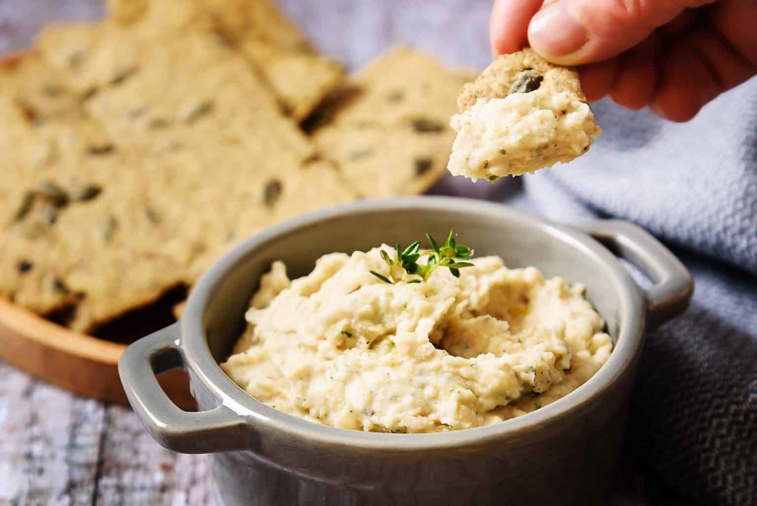 Zingy Cannellini Bean Dip, Vegan! Especially Vegan